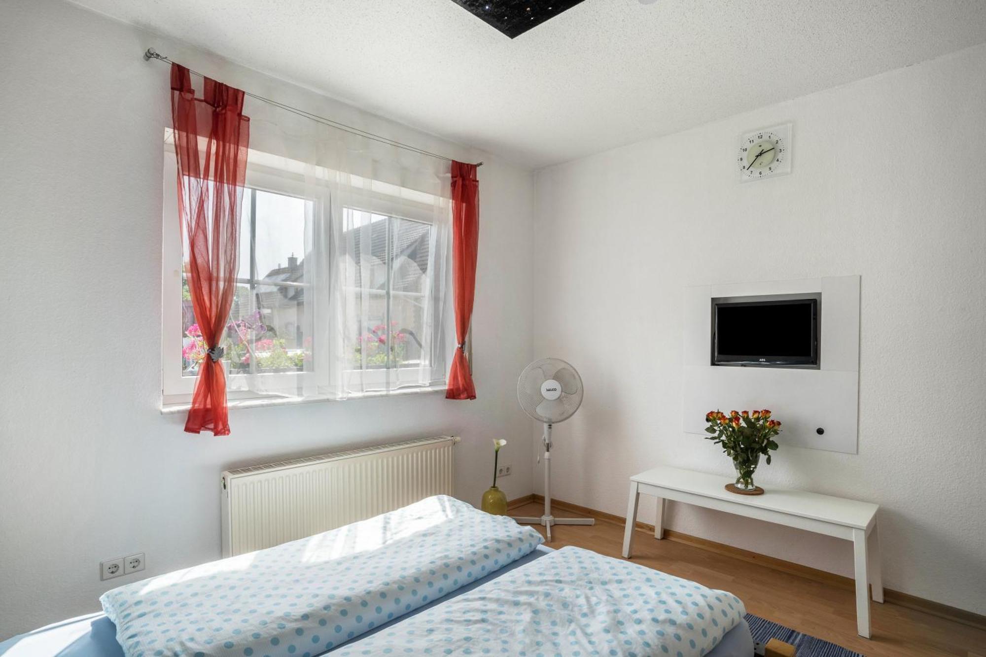 Ferienwohnung Schlaefer カッペル・グラーフェンハウゼン エクステリア 写真
